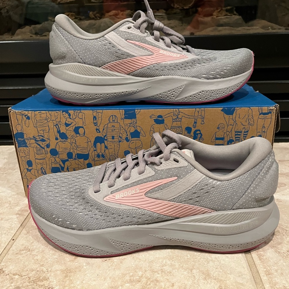 Brooks Adrenaline GTS 24 Women's Running Shoes Size 6. New No BOX 1204261B019